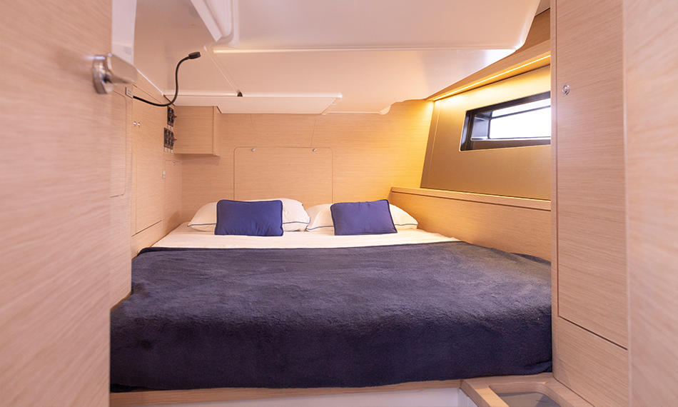 dufour-44-product-interior-cabin-2-1