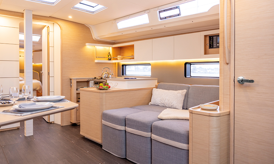 dufour-44-product-interior