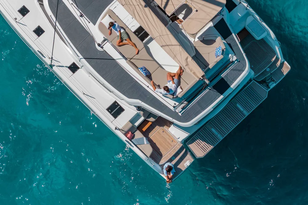 44 Fp, Approdi srl Charter