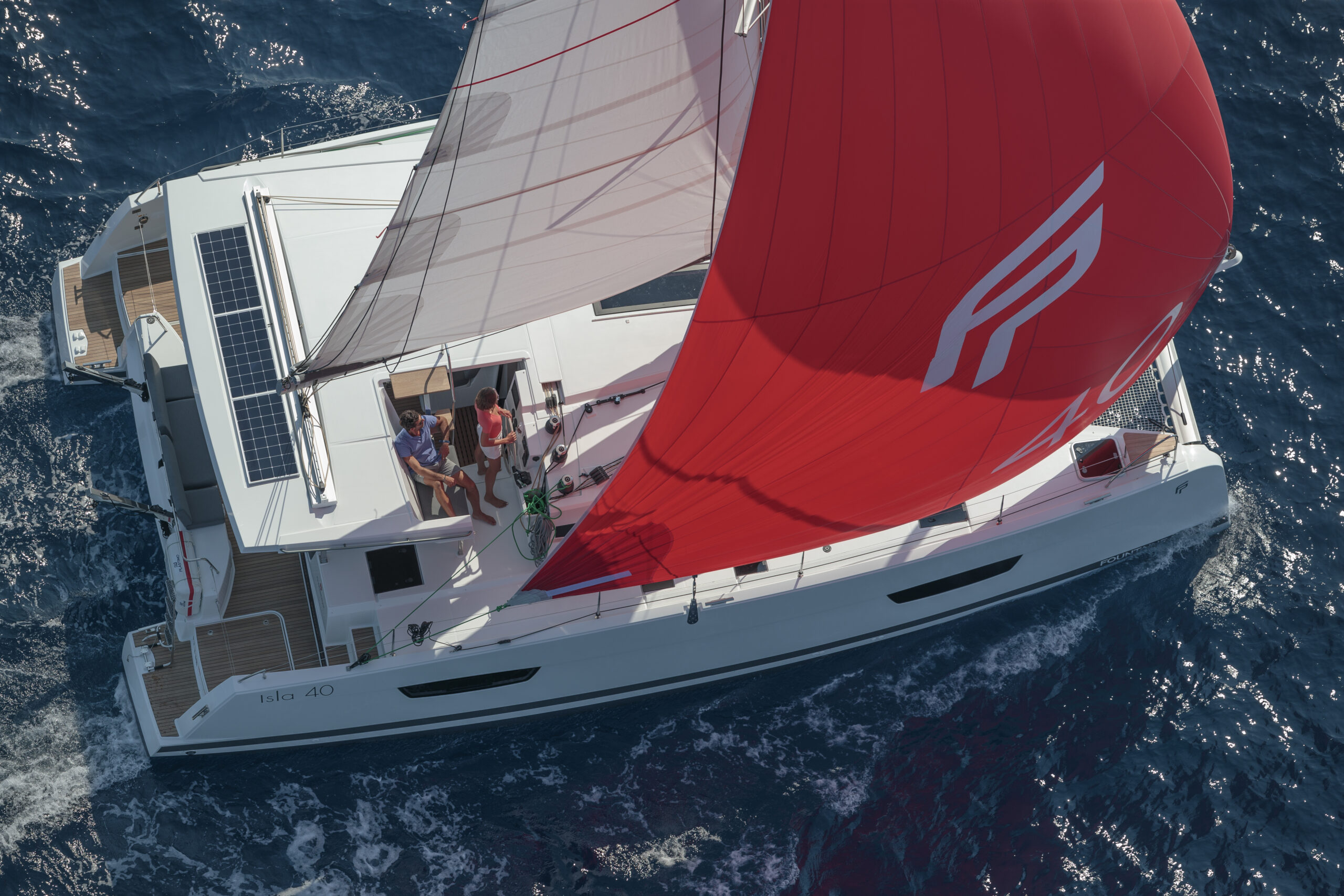 Approdi sel Charter Benet3au isla 40