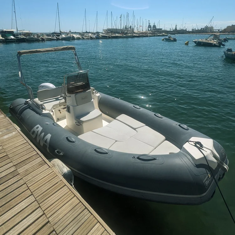 Approdi Noleggio BWA GT 18